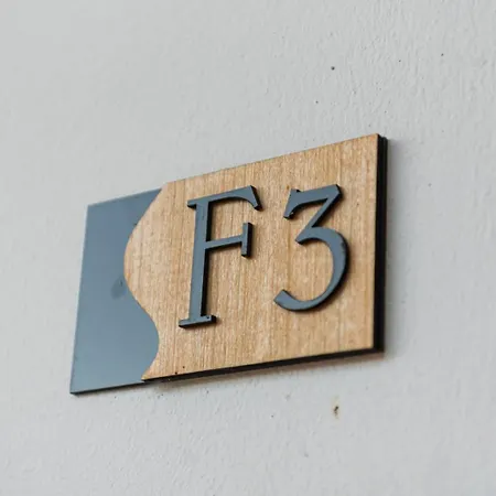 Riti 公寓式酒店 Široka