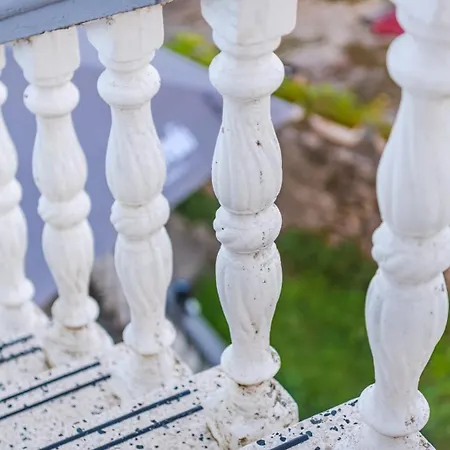 Riti 公寓式酒店 Široka